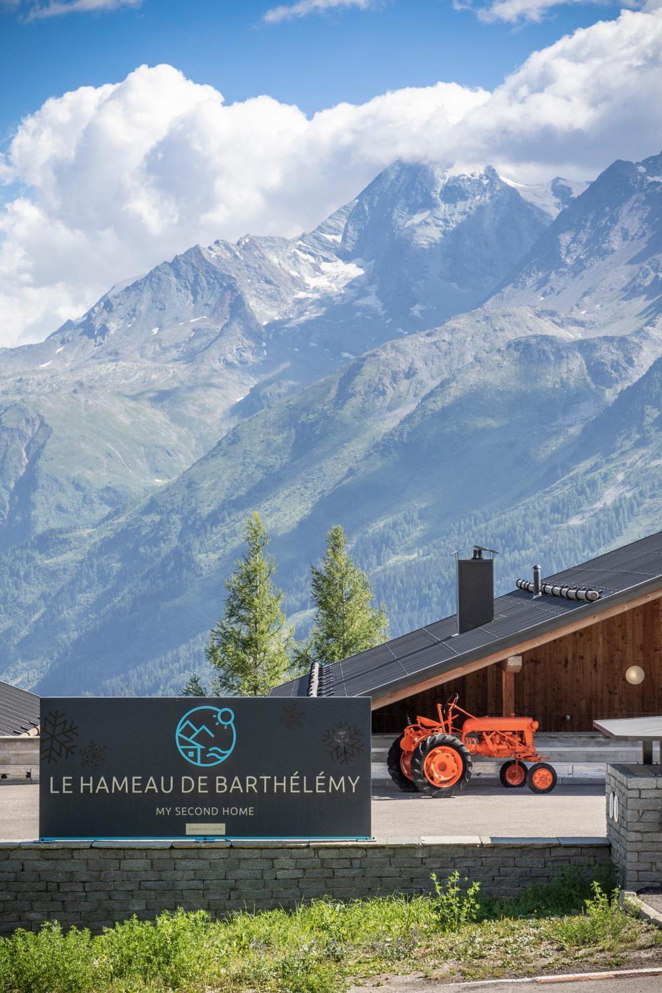 Aparthotel Terresens - Le Hameau De Barthelemy La Rosiere  Exterior foto